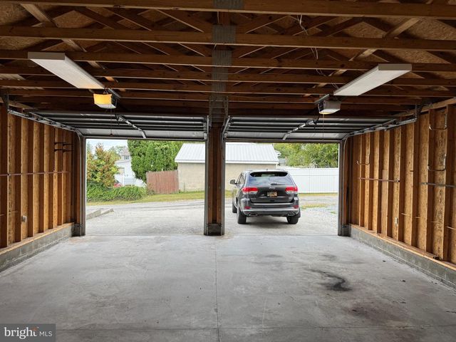 832 BALTIMORE ST, Hanover, PA 17331