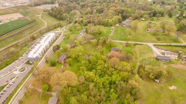 717 Preston Rd, Antioch, TN 37013