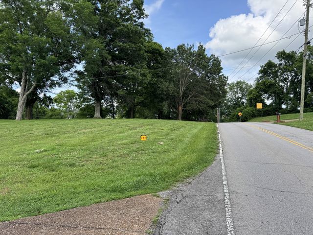 717 Preston Rd, Antioch, TN 37013