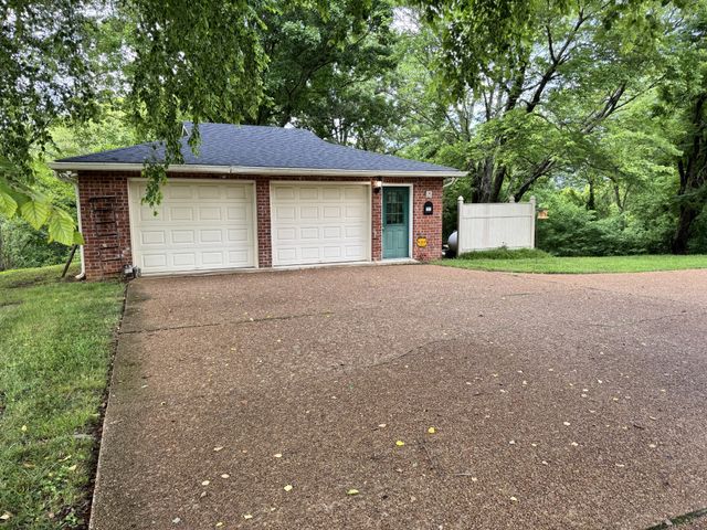 717 Preston Rd, Antioch, TN 37013