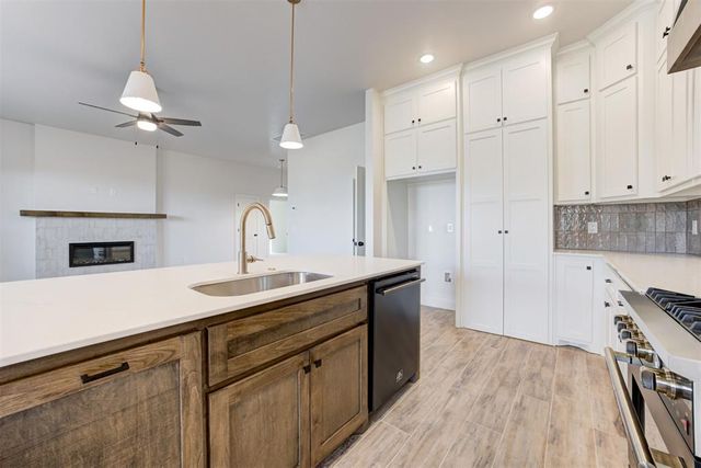 1239 Copper Ridge Circle, Piedmont, OK 73078