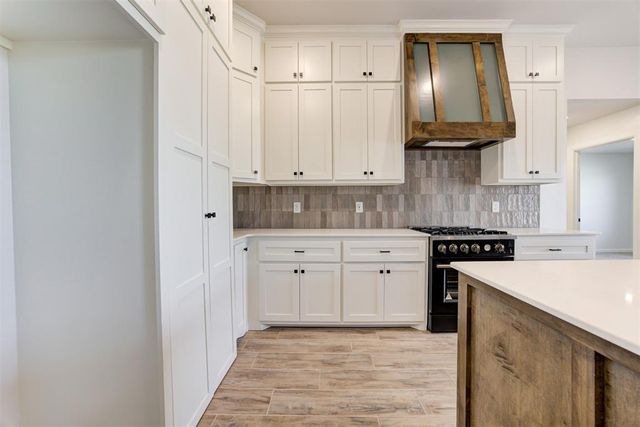 1239 Copper Ridge Circle, Piedmont, OK 73078