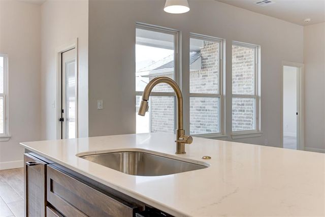 1239 Copper Ridge Circle, Piedmont, OK 73078