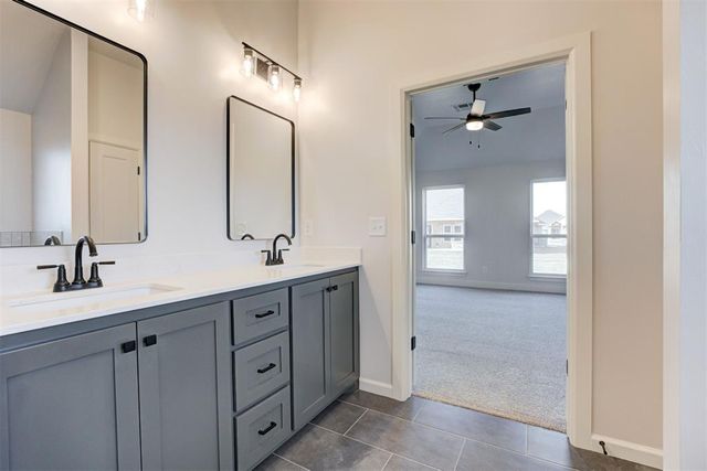 1239 Copper Ridge Circle, Piedmont, OK 73078