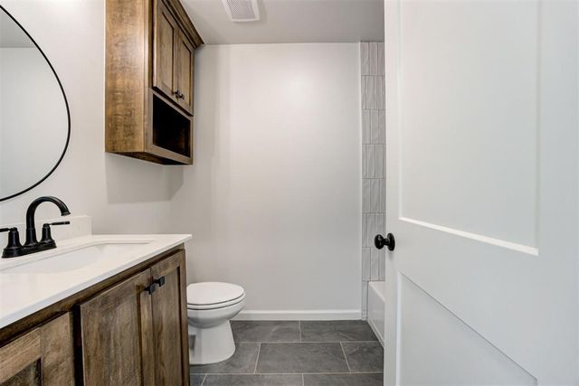 1239 Copper Ridge Circle, Piedmont, OK 73078