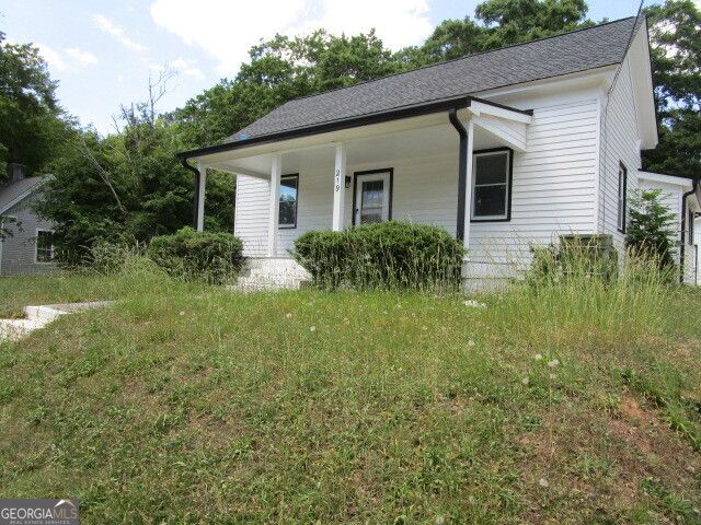 219 Broad Street, Carrollton, GA 30117