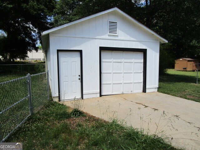 219 Broad Street, Carrollton, GA 30117