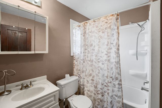 2113 Madison Street, Davenport, IA 52804