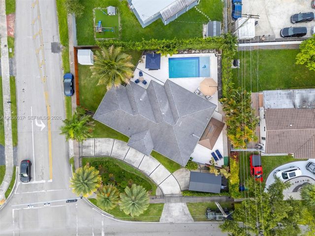 1201 SW 92nd Ave, Miami, FL 33174