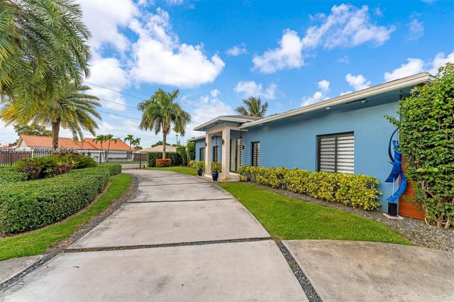 1201 SW 92nd Ave, Miami, FL 33174