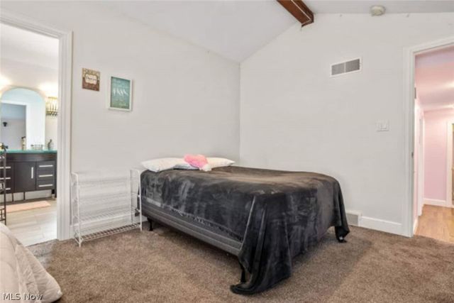 2307 S Belvoir Boulevard, University Heights, OH 44118