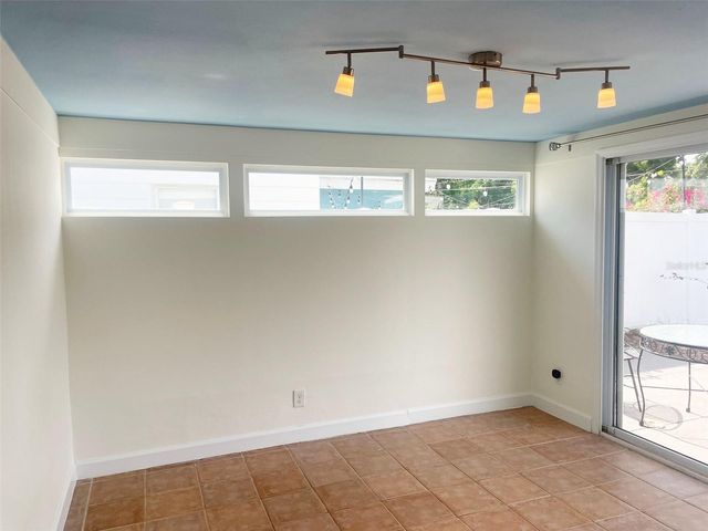 661 63RD AVENUE S, St Petersburg, FL 33705