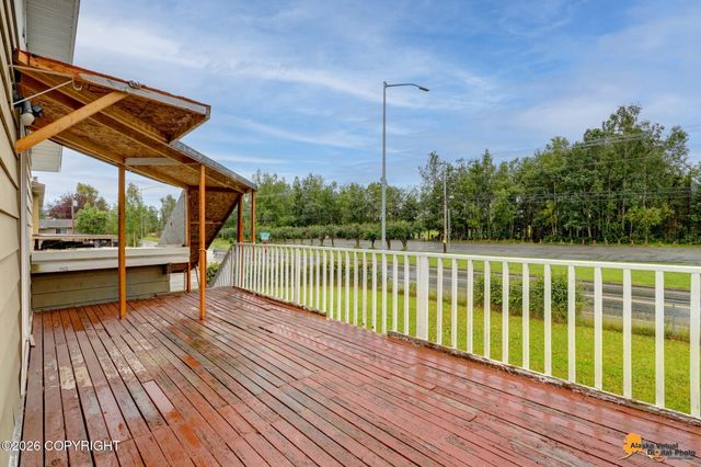 3111 W 33rd Avenue, Anchorage, AK 99517