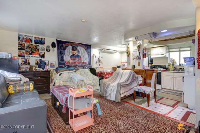 3111 W 33rd Avenue, Anchorage, AK 99517