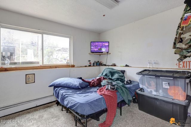3111 W 33rd Avenue, Anchorage, AK 99517