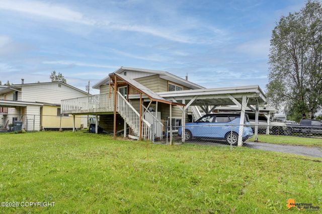 3111 W 33rd Avenue, Anchorage, AK 99517