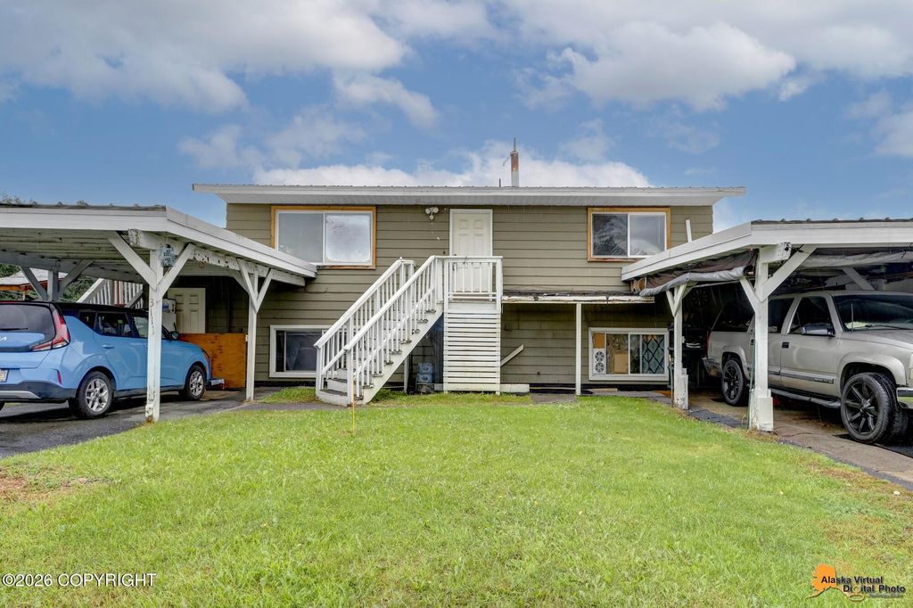 3111 W 33rd Avenue, Anchorage, AK 99517