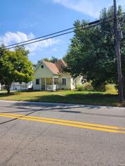551 N Washington Street, Bloomfield, IN 47424