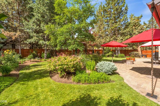 861 NW Yosemite Drive, Bend, OR 97703