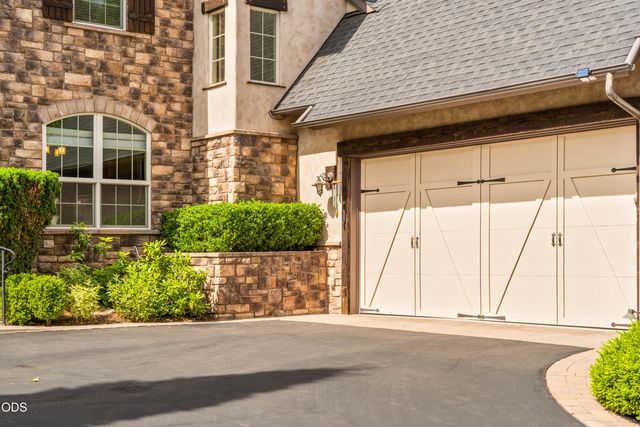 861 NW Yosemite Drive, Bend, OR 97703