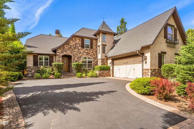 861 NW Yosemite Drive, Bend, OR 97703