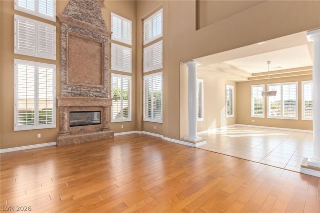 9805 QUEEN CHARLOTTE Drive, Las Vegas, NV 89145