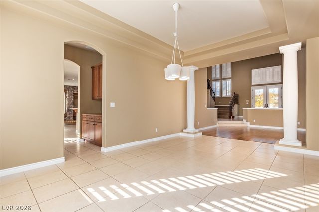 9805 QUEEN CHARLOTTE Drive, Las Vegas, NV 89145