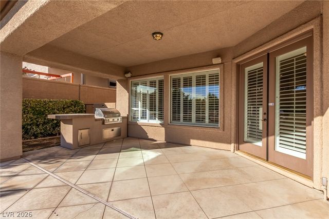 9805 QUEEN CHARLOTTE Drive, Las Vegas, NV 89145