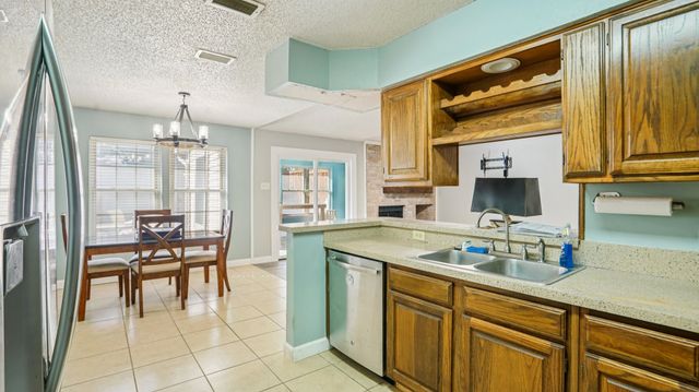 2450 Antler Trail, Lewisville, TX 75067