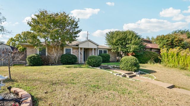 2450 Antler Trail, Lewisville, TX 75067