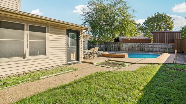 2450 Antler Trail, Lewisville, TX 75067