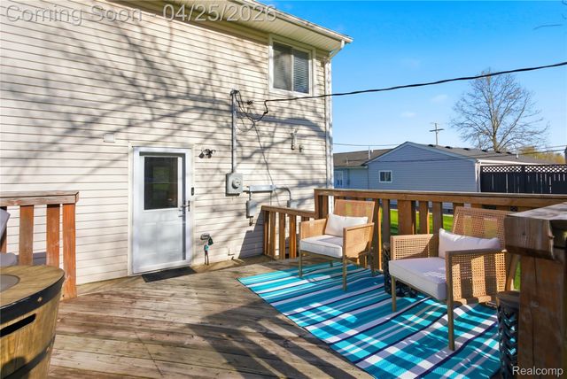 8822 Cogswell Street, Romulus, MI 48174