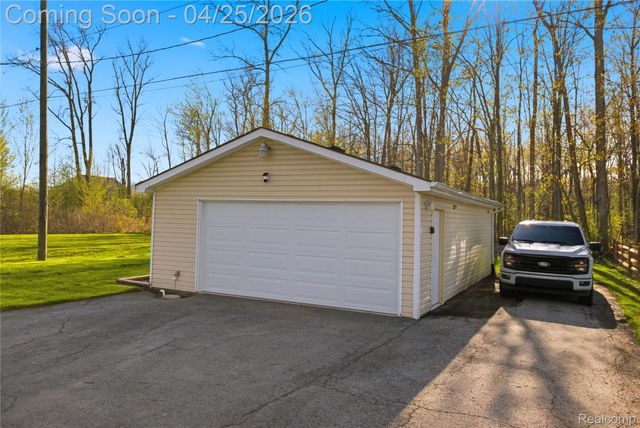 8822 Cogswell Street, Romulus, MI 48174