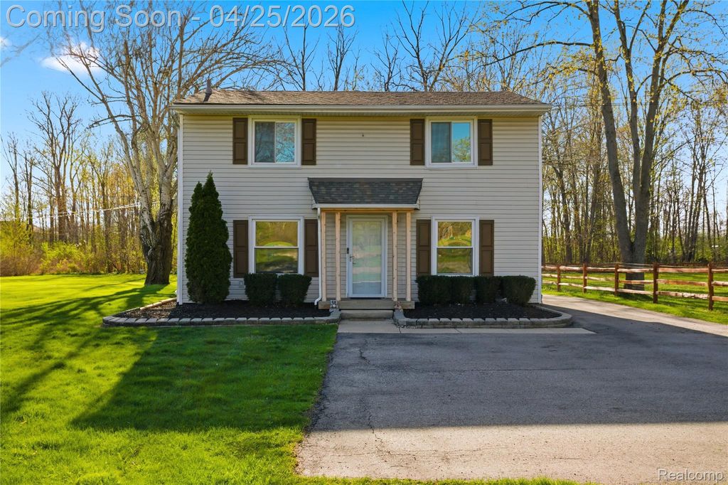 8822 Cogswell Street, Romulus, MI 48174