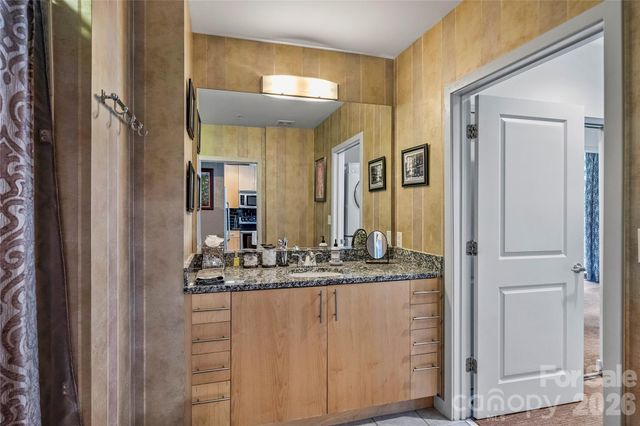 210 N Church Street 1605, Charlotte, NC 28202