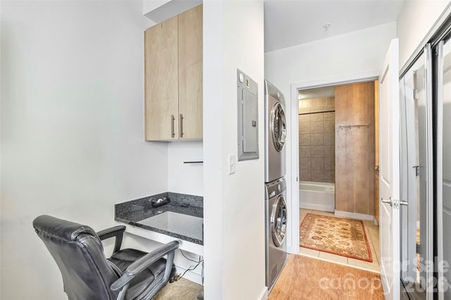 210 N Church Street 1605, Charlotte, NC 28202