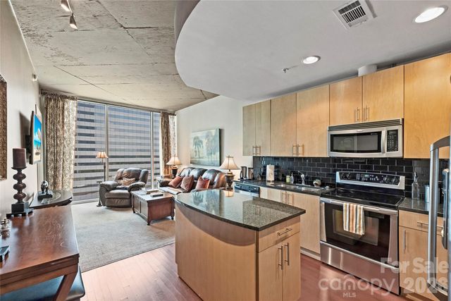 210 N Church Street 1605, Charlotte, NC 28202