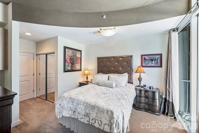 210 N Church Street 1605, Charlotte, NC 28202