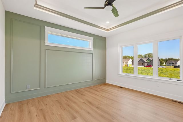 17537 Northview Drive, Urbandale, IA 50323