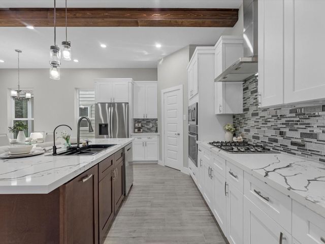 729 Magnolia Point Drive, Huffman, TX 77336