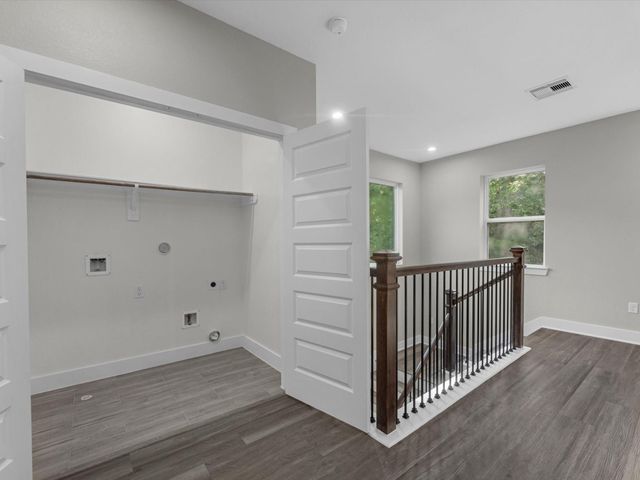 729 Magnolia Point Drive, Huffman, TX 77336