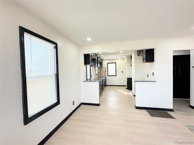 11423 Freeland Street, Detroit, MI 48227