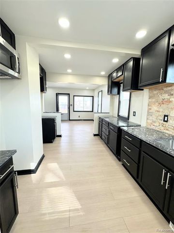 11423 Freeland Street, Detroit, MI 48227