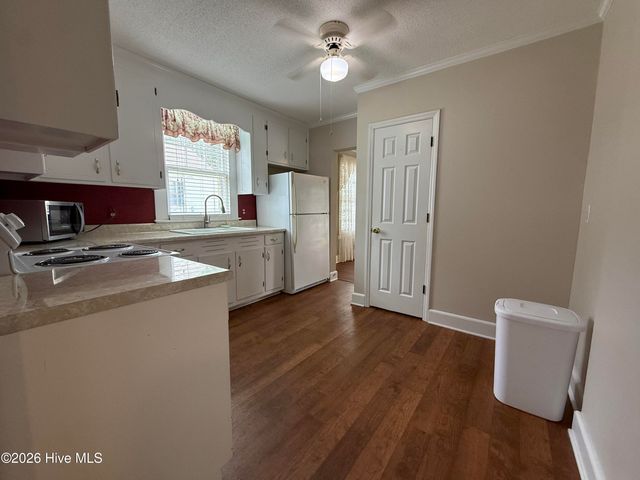 304 E Woodall Street, Smithfield, NC 27577