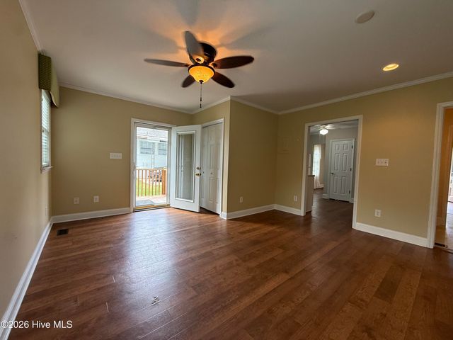 304 E Woodall Street, Smithfield, NC 27577