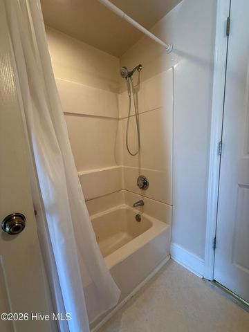 304 E Woodall Street, Smithfield, NC 27577