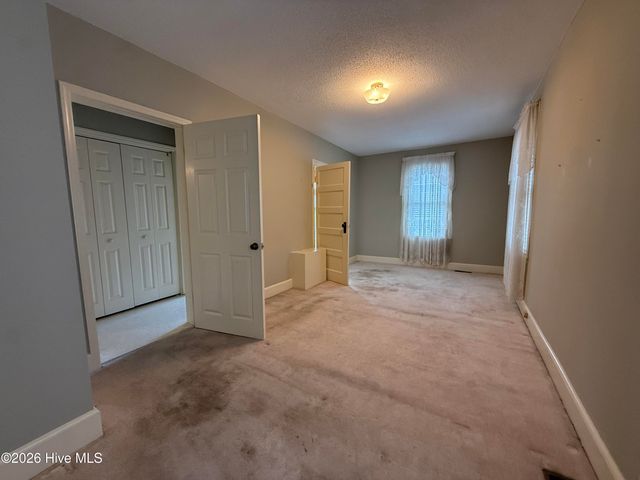 304 E Woodall Street, Smithfield, NC 27577