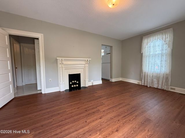 304 E Woodall Street, Smithfield, NC 27577