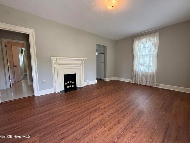 304 E Woodall Street, Smithfield, NC 27577