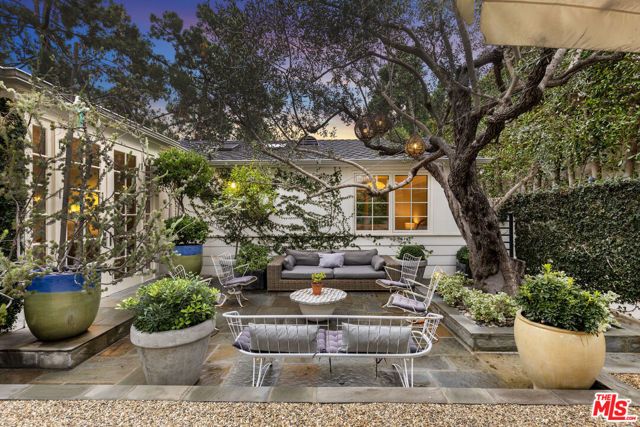 163 Acari Drive, Los Angeles, CA 90049